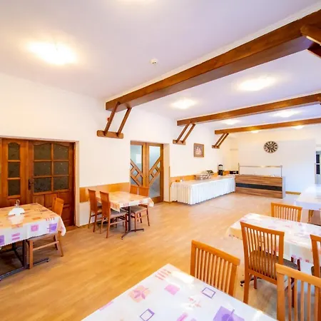 Szczyt Bed & Breakfast *